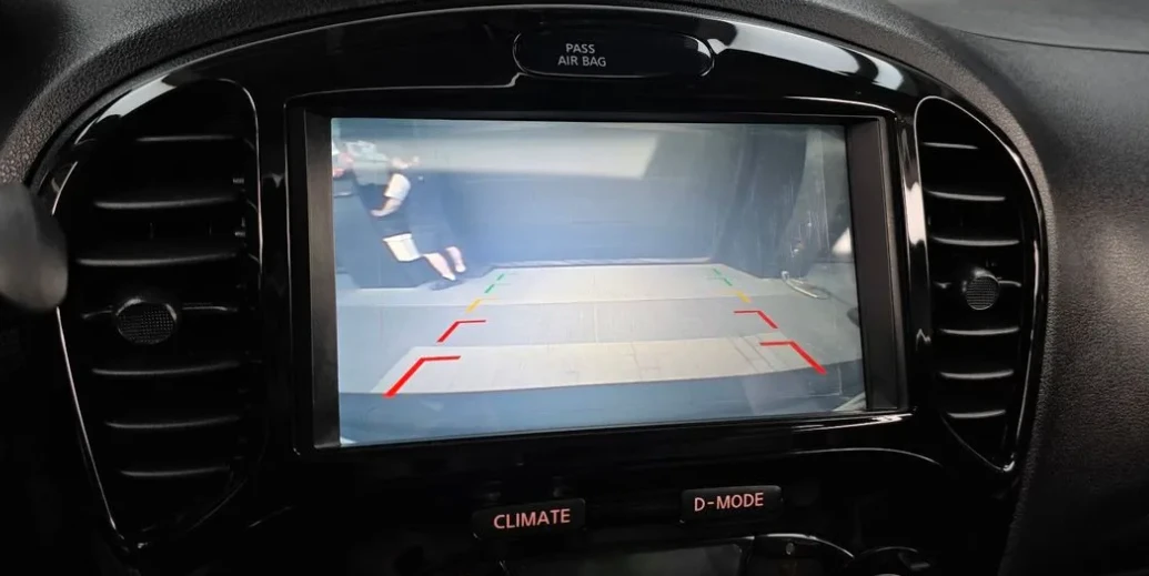 Nissan Juke 1.6 Бензин SV F15, снимка 7 - Автомобили и джипове - 55102250