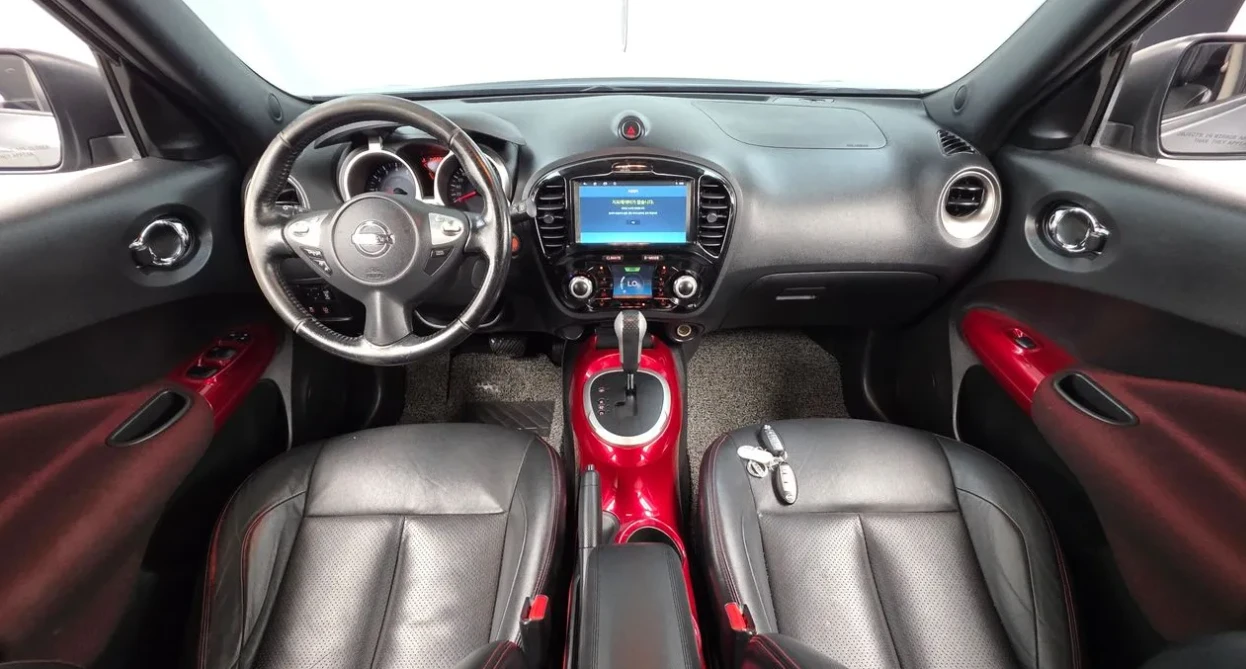 Nissan Juke 1.6 Бензин SV F15, снимка 3 - Автомобили и джипове - 55102250