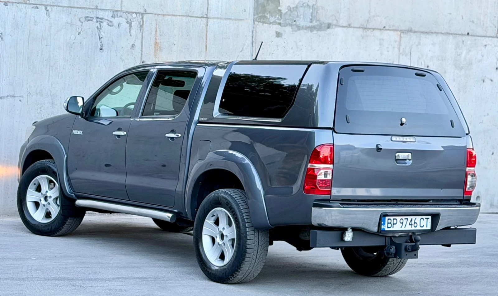 Toyota Hilux 3.0D  171 к.с.  * Нов Внос* * Invicible* * Камера*, снимка 6 - Автомобили и джипове - 56011161