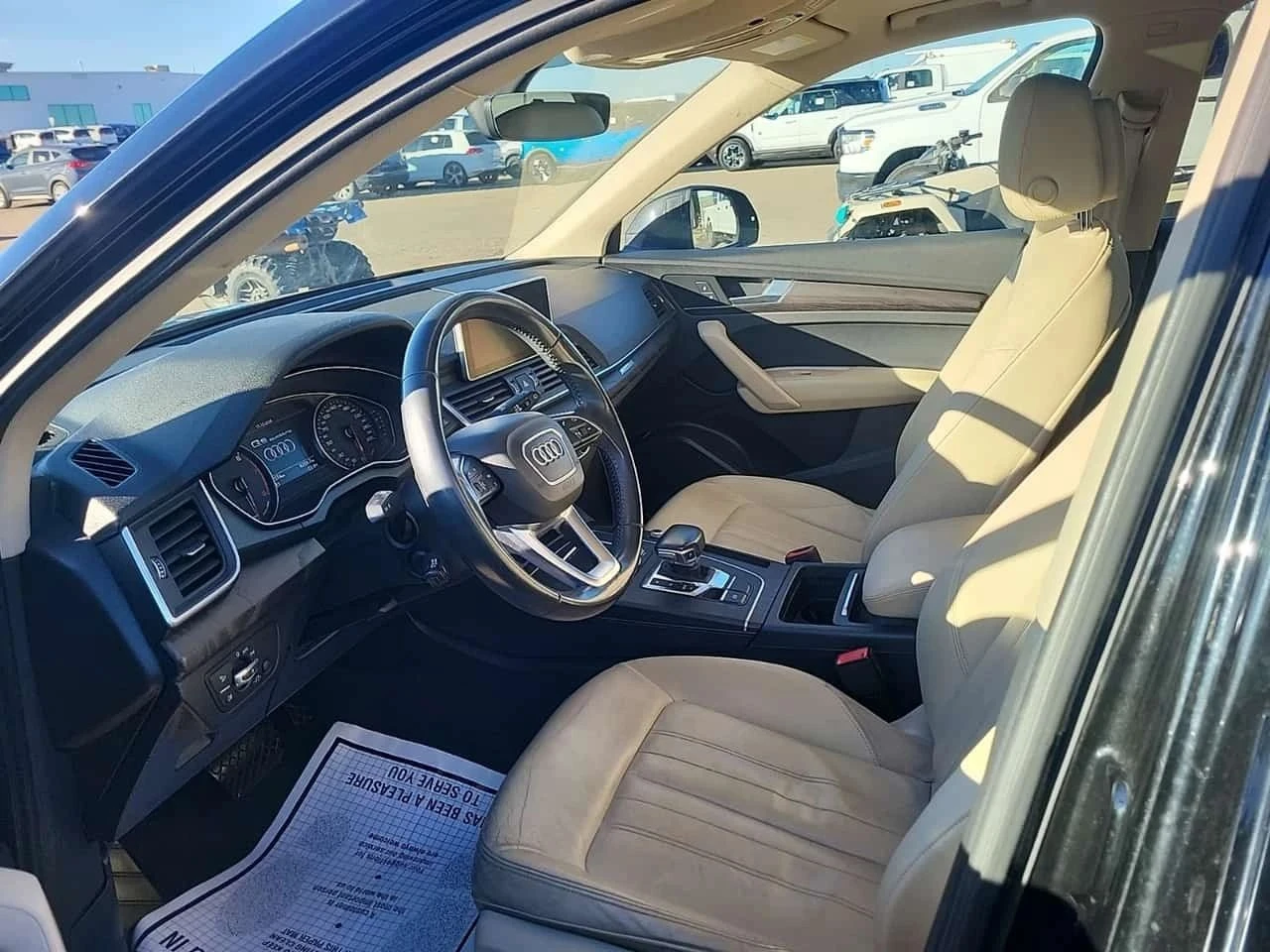 Audi Q5, снимка 8 - Автомобили и джипове - 56739552