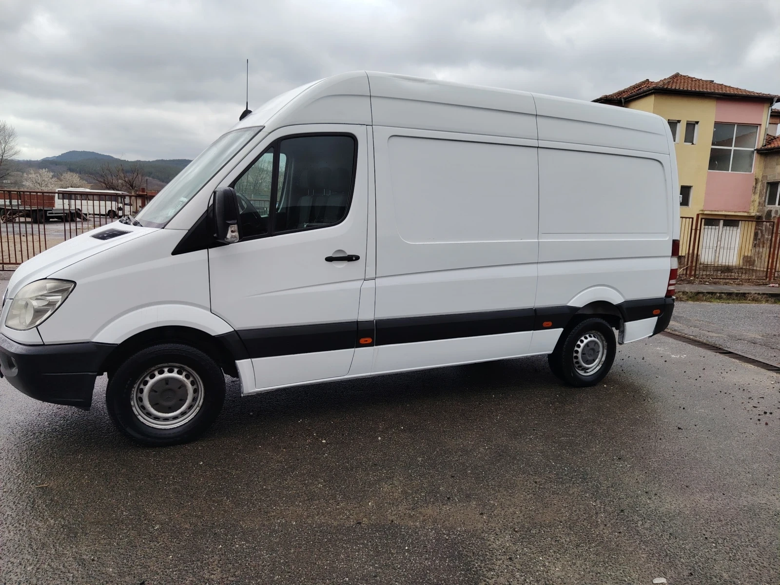 Mercedes-Benz Sprinter 316, снимка 12 - Бусове и автобуси - 53932872