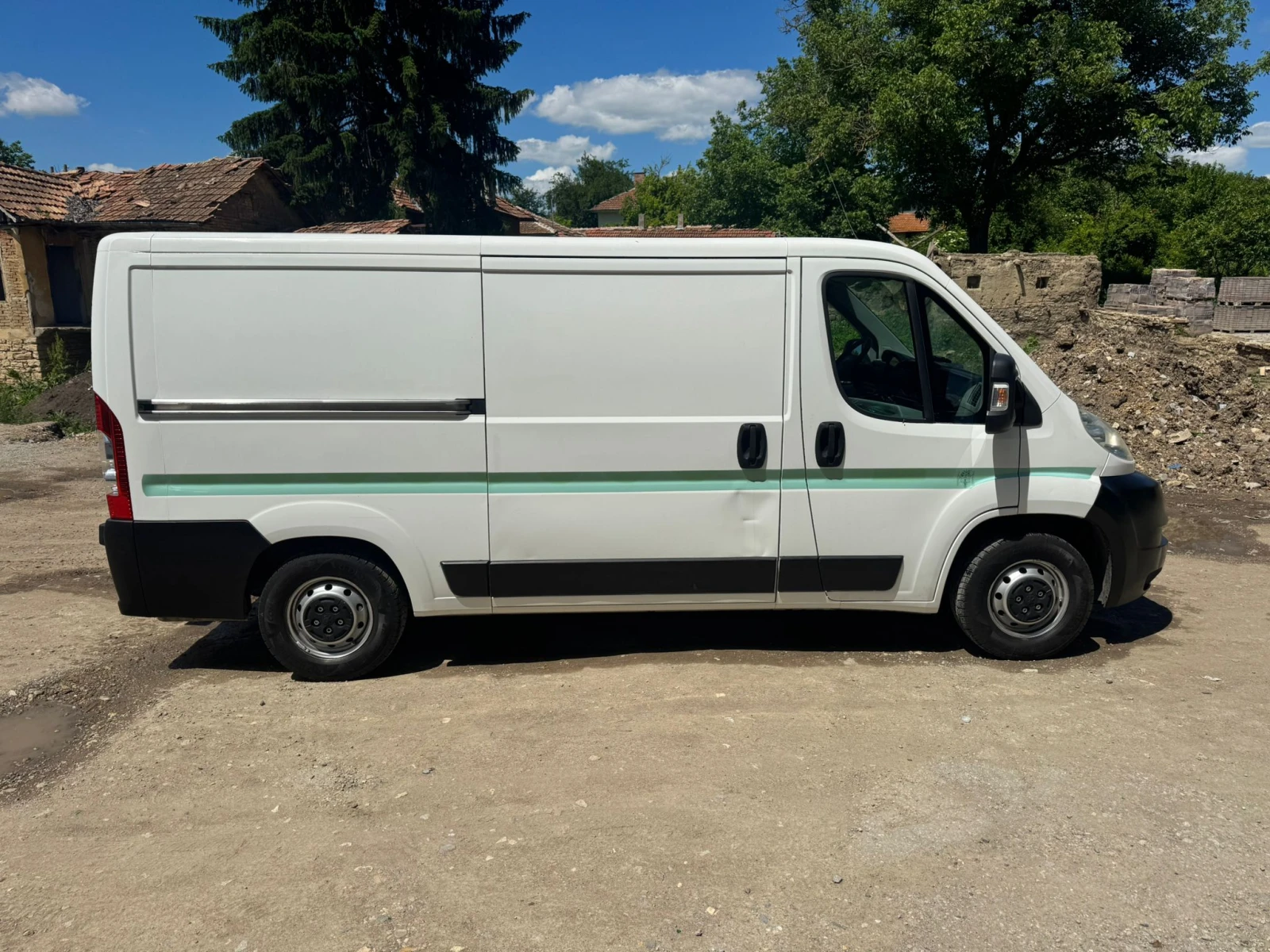 Peugeot Boxer 2.2HDI L2H1 Климатик!!, снимка 9 - Бусове и автобуси - 54714909