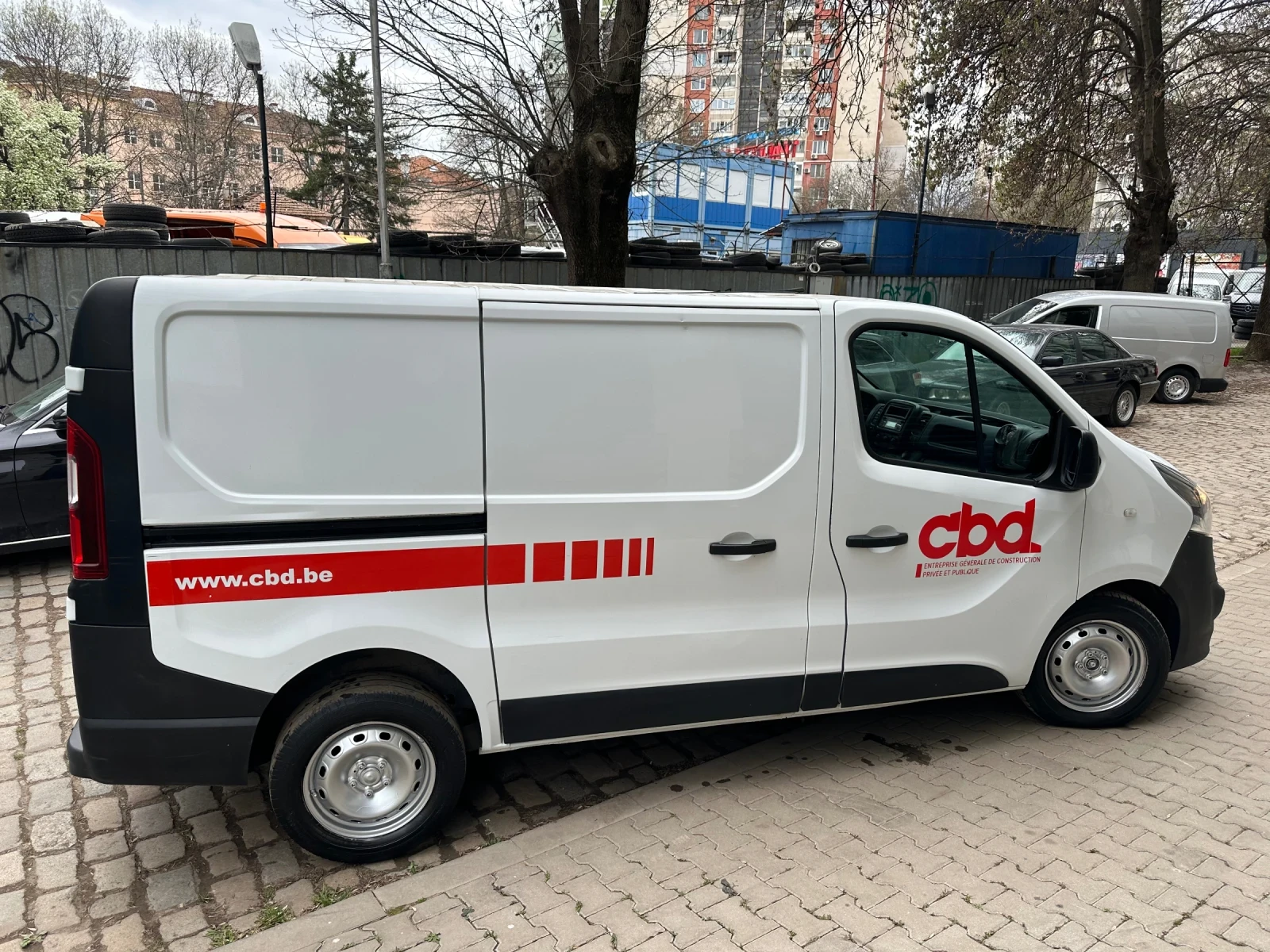 Opel Vivaro 1.6CDTI Euro6, снимка 4 - Бусове и автобуси - 56263819