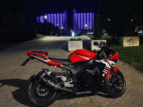  Yamaha YZF-R6