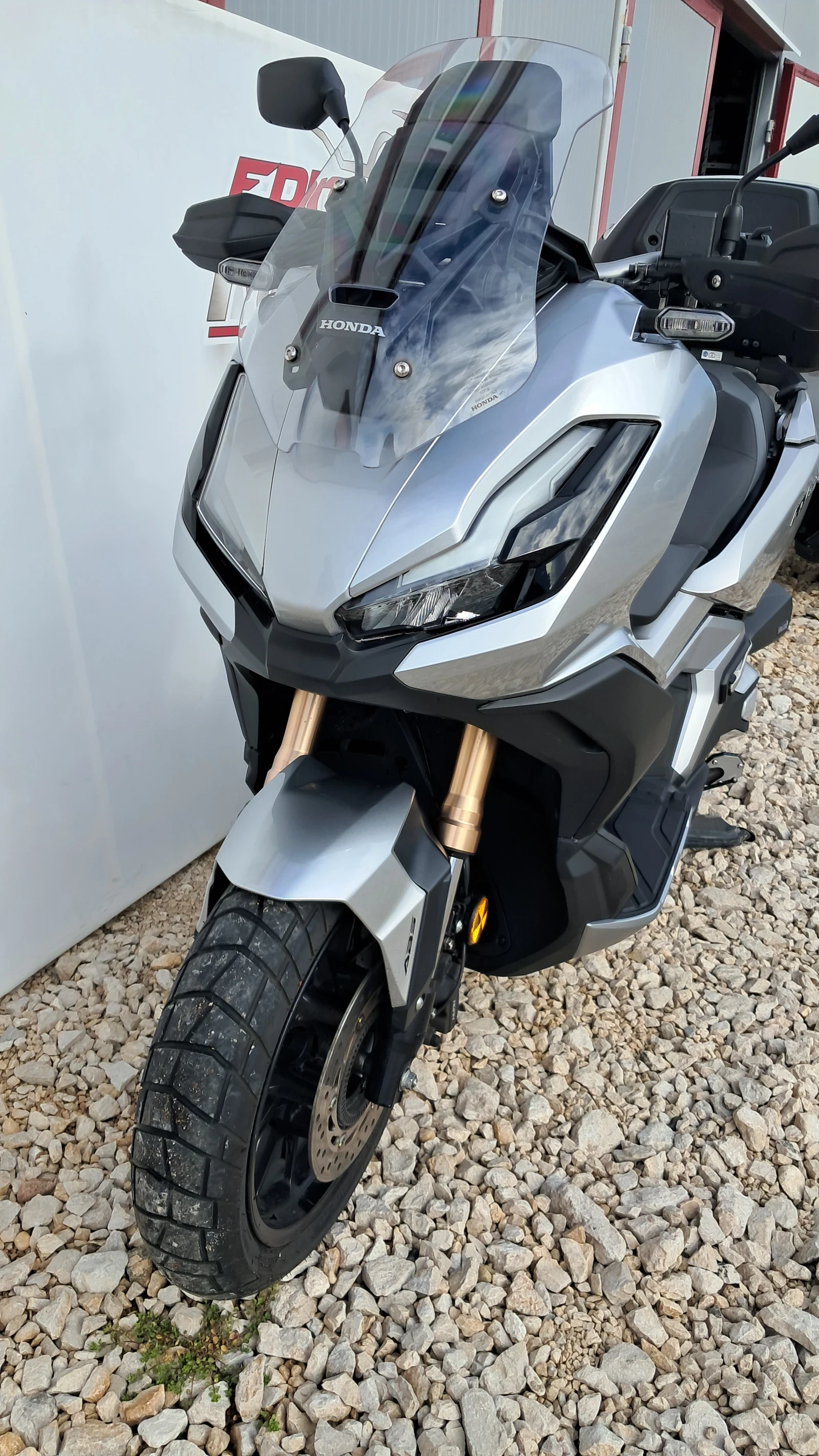 Honda X-ADV 350 - изображение 2