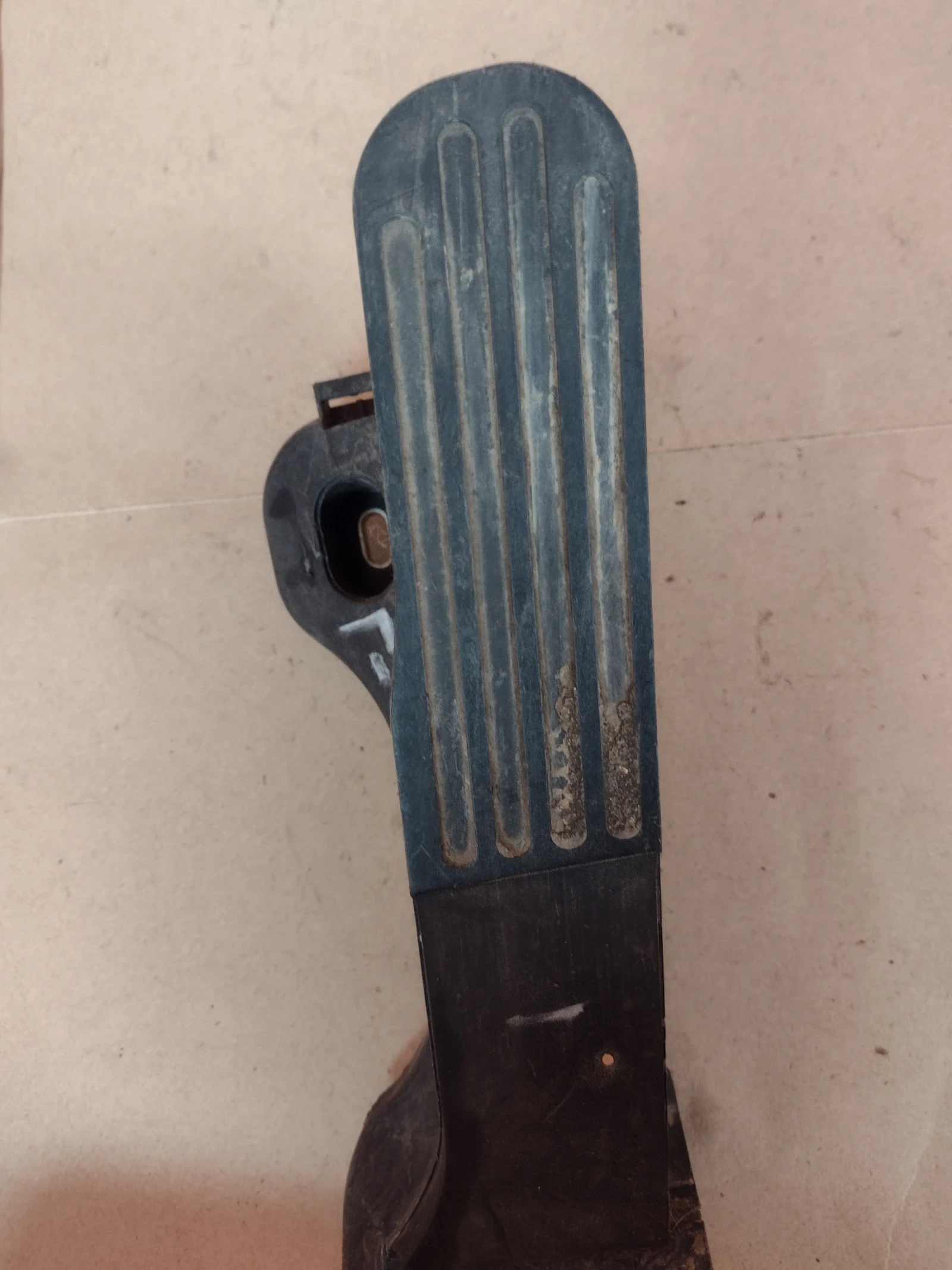 6PV 008 600-50  6PV00860050 ����� ��� ��  Volkswagen Golf VI, Audi A3  1K1723503T   1K1 723 503 T | Mobile.bg � ����������� 3