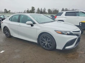 Toyota Camry 2.5l Hybrid SE CVT, снимка 1