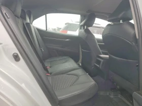 Toyota Camry 2.5l Hybrid SE CVT, снимка 10