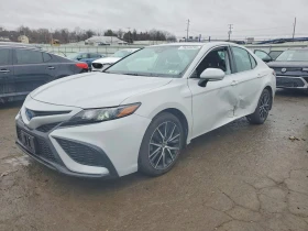 Toyota Camry 2.5l Hybrid SE CVT, снимка 2