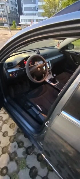 VW Passat B6 1.9 tdi 105, снимка 5