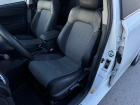 Toyota Auris HYBRID - AUTO/ LINE ASS/ HEAT/ PANORAMA | Mobile.bg    14