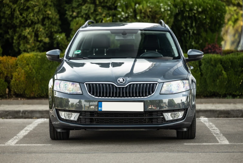 Skoda Octavia 1.8 АВТОМАТИК , снимка 2 - Автомобили и джипове - 47934300