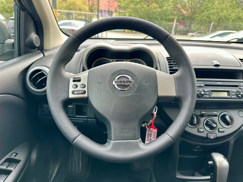 Nissan Note 1.6i, снимка 8 - Автомобили и джипове - 47535833