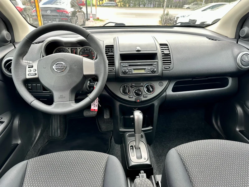 Nissan Note 1.6i, снимка 10 - Автомобили и джипове - 47535833