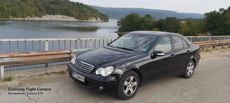 Mercedes-Benz C 200 facelift, снимка 1 - Автомобили и джипове - 47766255