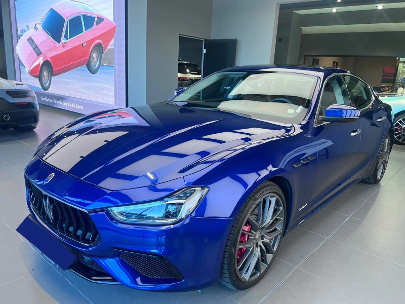 Maserati Ghibli SQ4, снимка 3 - Автомобили и джипове - 47770879