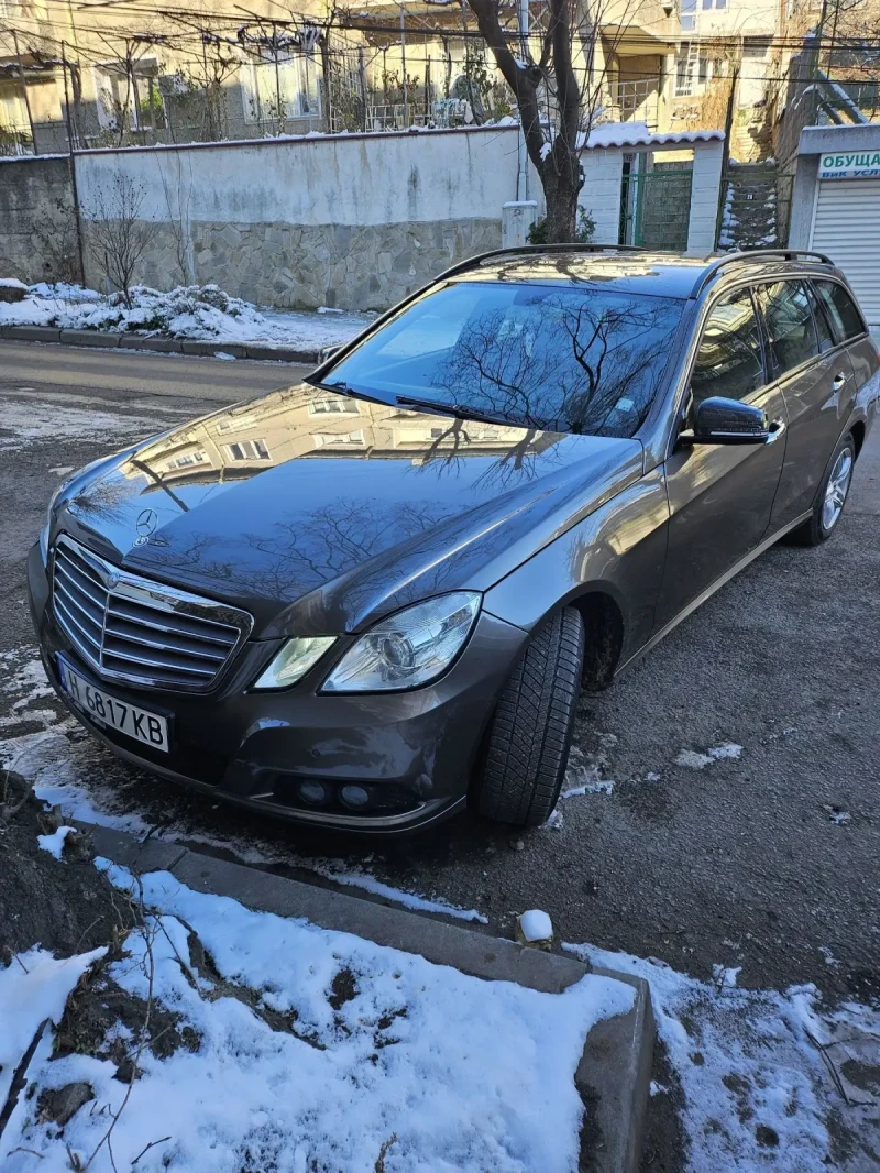 Mercedes-Benz E 200 Е200 CGI, снимка 8 - Автомобили и джипове - 47793511