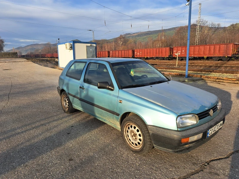 VW Golf, снимка 6 - Автомобили и джипове - 48526713