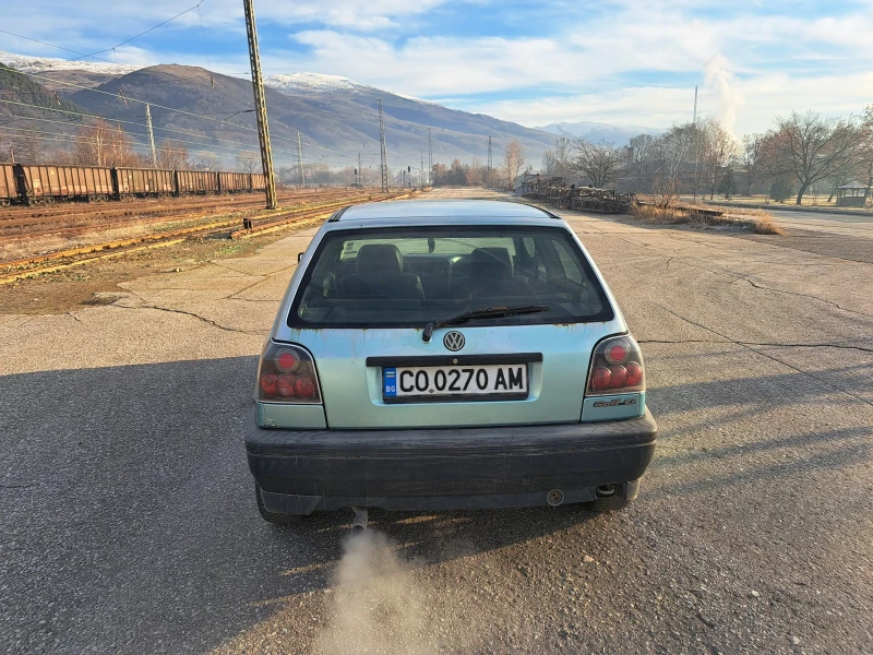 VW Golf, снимка 2 - Автомобили и джипове - 48526713