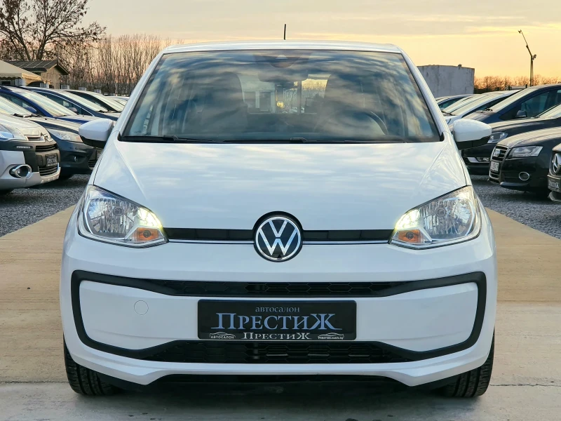 VW Up 1.0i - 65k.c., снимка 3 - Автомобили и джипове - 48705714