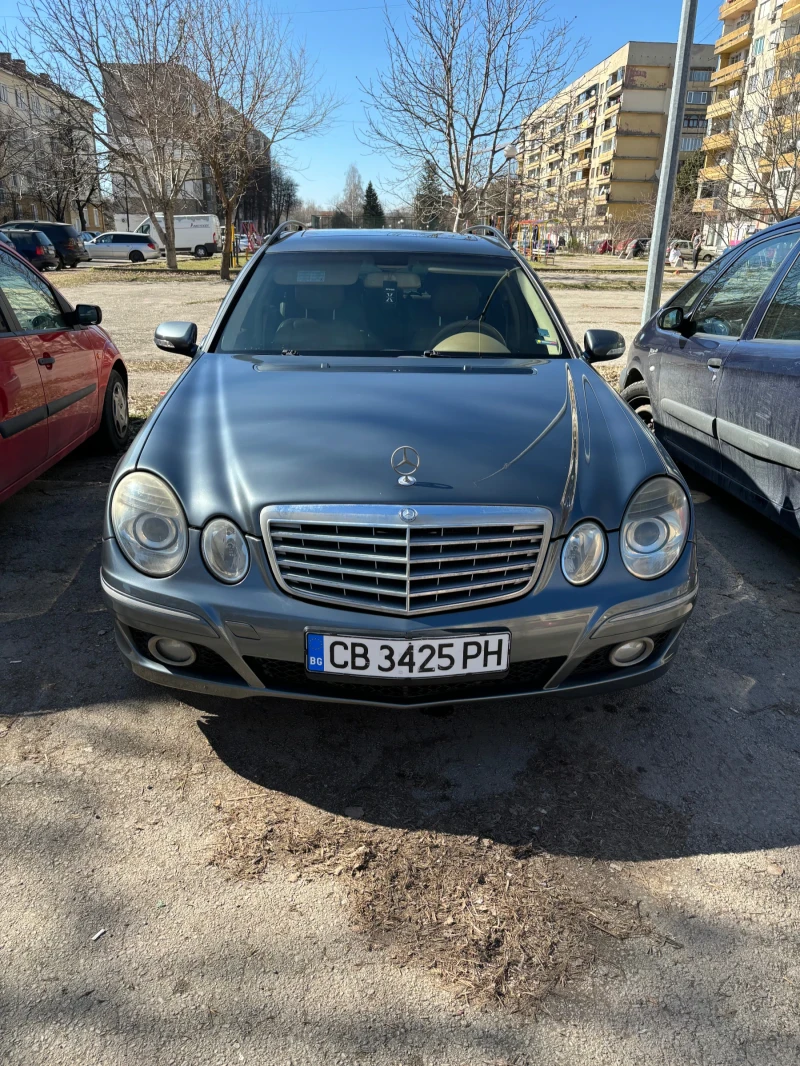 Mercedes-Benz E 220, снимка 1 - Автомобили и джипове - 49401547