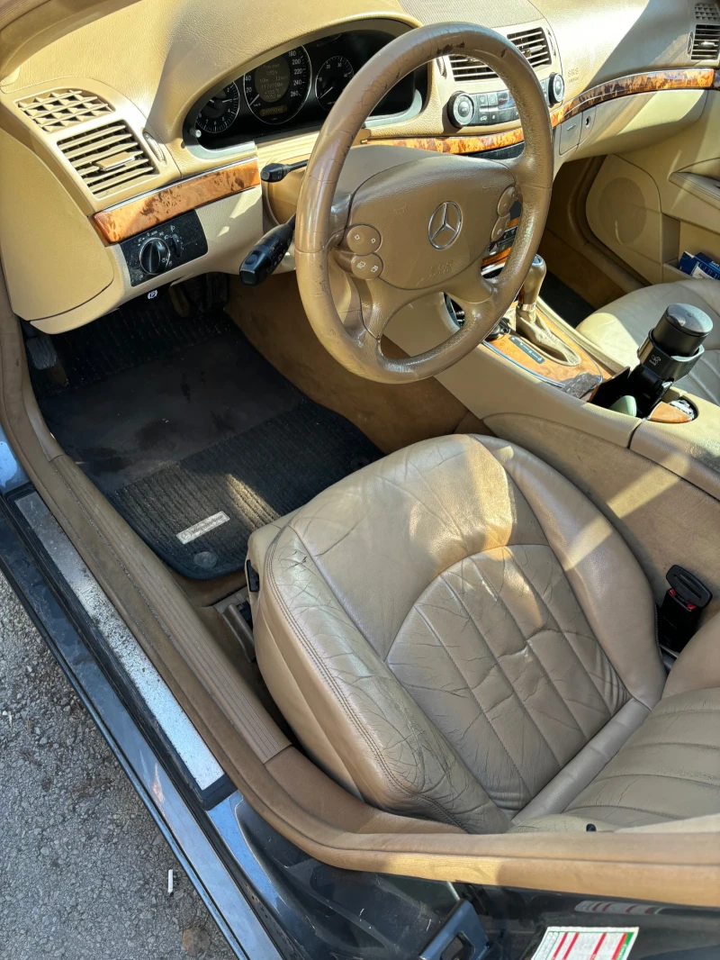 Mercedes-Benz E 220, снимка 7 - Автомобили и джипове - 49401547