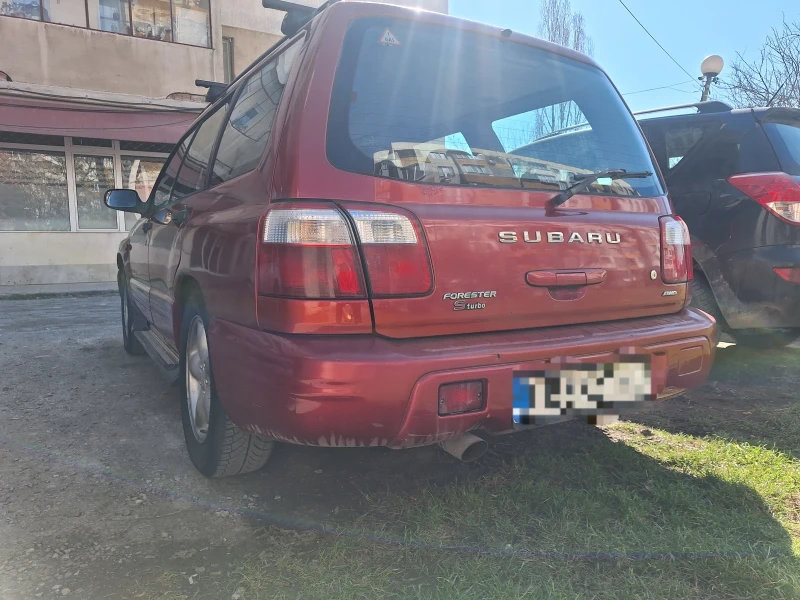 Subaru Forester 2.0Turbo, снимка 14 - Автомобили и джипове - 49416873