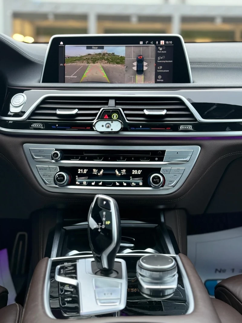 BMW 730 XDRIVE КАТО НОВА, снимка 10 - Автомобили и джипове - 51416657