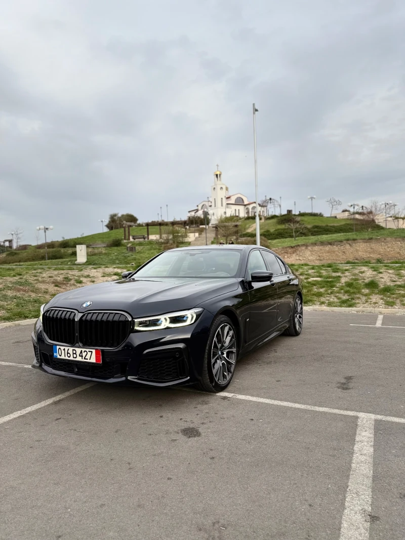 BMW 730 XDRIVE КАТО НОВА, снимка 3 - Автомобили и джипове - 51416657