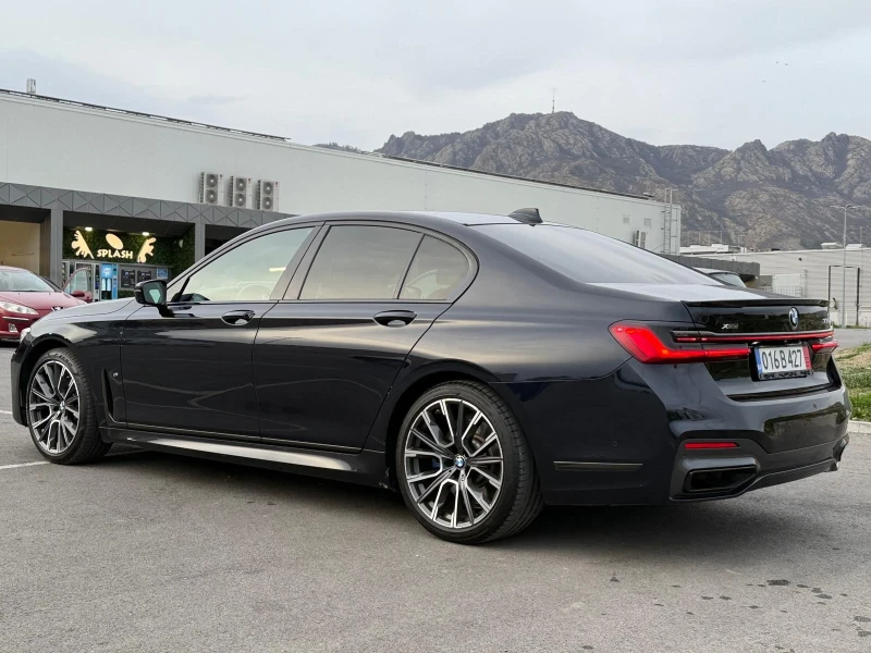 BMW 730 XDRIVE КАТО НОВА, снимка 7 - Автомобили и джипове - 51416657