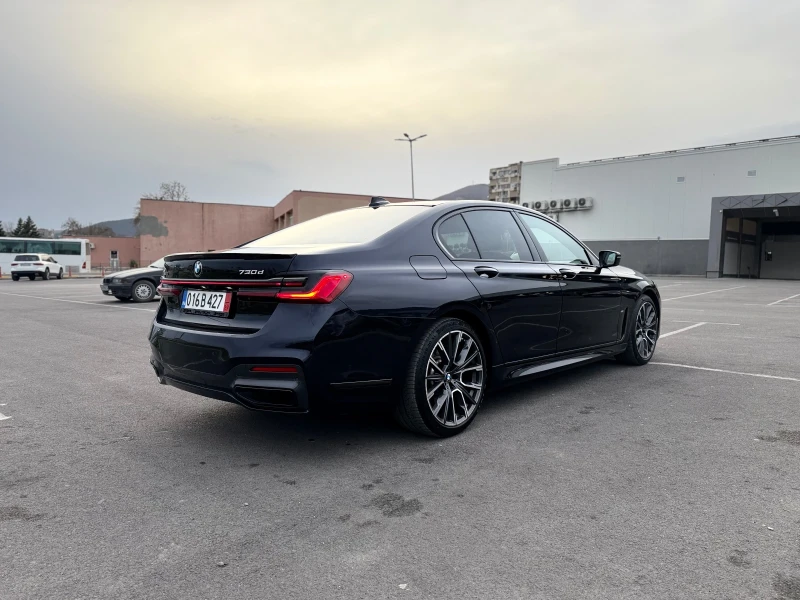 BMW 730 XDRIVE КАТО НОВА, снимка 5 - Автомобили и джипове - 51416657