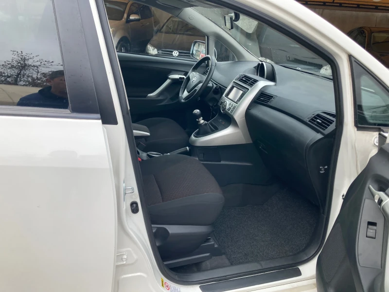 Toyota Verso Navi* Camera* Panorama, снимка 9 - Автомобили и джипове - 52308996