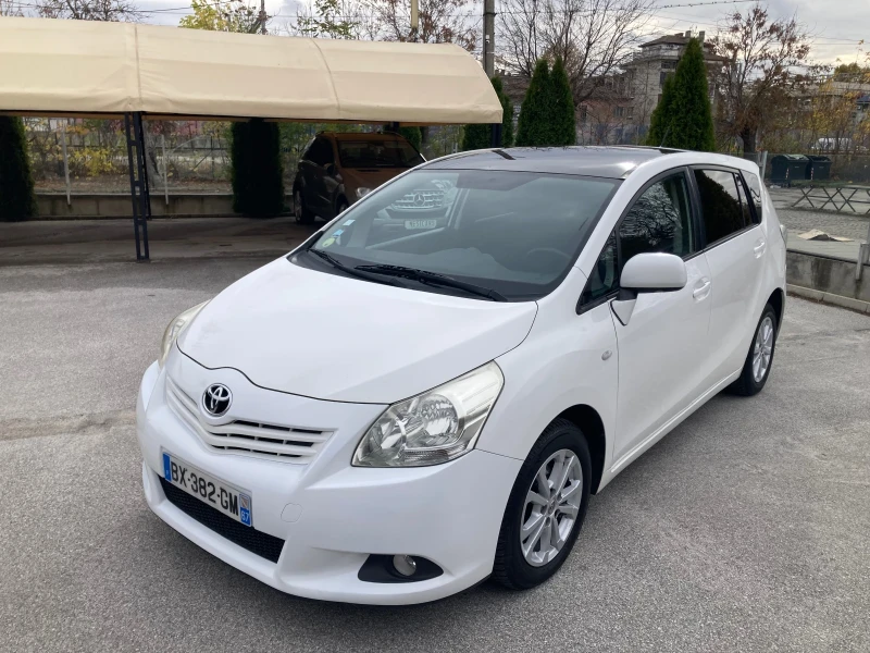 Toyota Verso Navi* Camera* Panorama, снимка 3 - Автомобили и джипове - 52308996