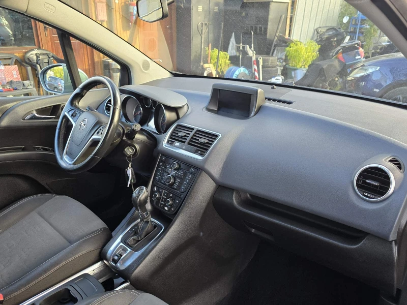 Opel Meriva 1.7 D Avtomat - 101 k.s., снимка 12 - Автомобили и джипове - 52548916