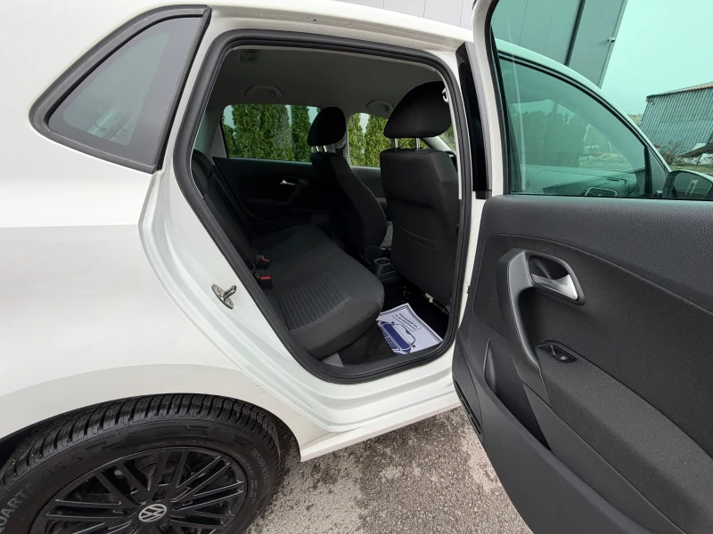VW Polo 1.6tdi 90k.c* Климатроник* Подгрев* ЛИЗИНГ, снимка 14 - Автомобили и джипове - 52679246