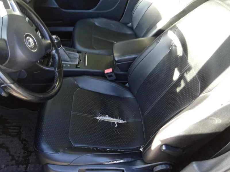 VW Passat, снимка 14 - Автомобили и джипове - 52858433