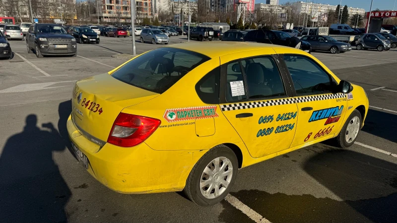 Renault Symbol, снимка 5 - Автомобили и джипове - 53164851