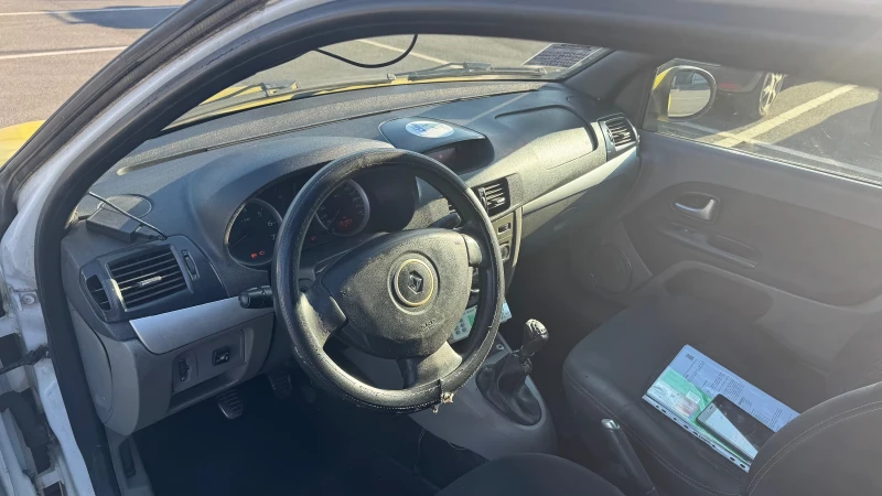 Renault Symbol, снимка 7 - Автомобили и джипове - 53164851