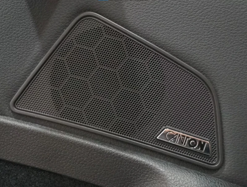 Skoda Superb Combi* 2.0TDI* 4x4* L&K* MATRIX, снимка 8 - Автомобили и джипове - 53453079