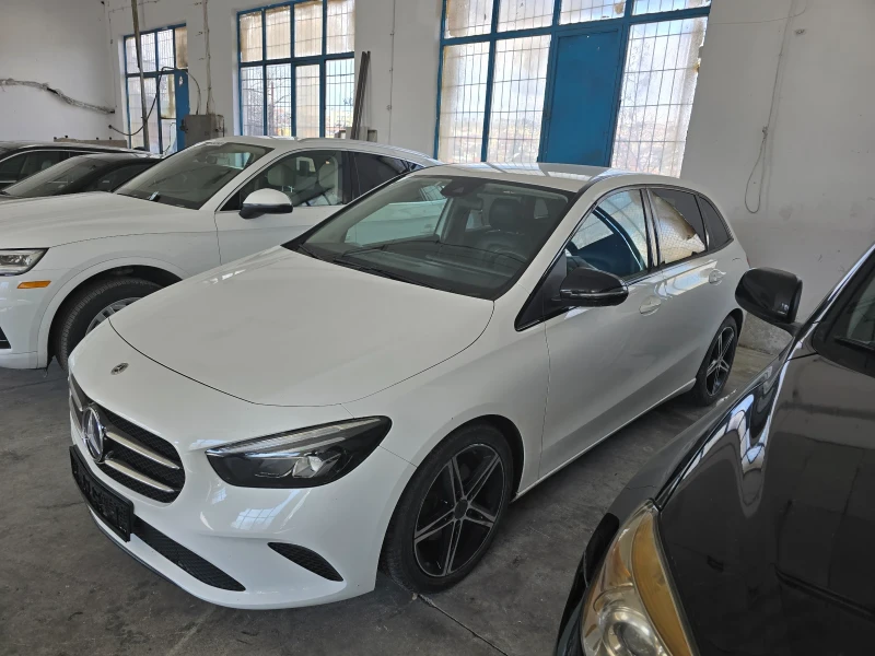 Mercedes-Benz B 180, снимка 2 - Автомобили и джипове - 53522812