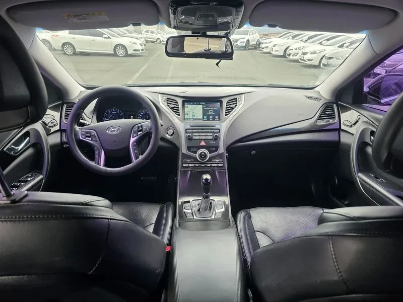 Hyundai Grandeur Hg300 Exclusive, снимка 7 - Автомобили и джипове - 53777903