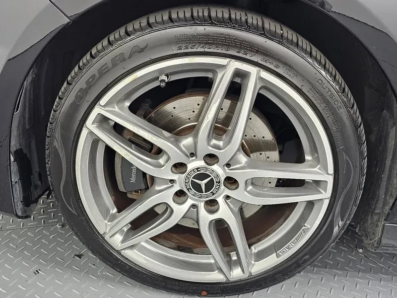 Mercedes-Benz CLA 2.5, снимка 5 - Автомобили и джипове - 54287825