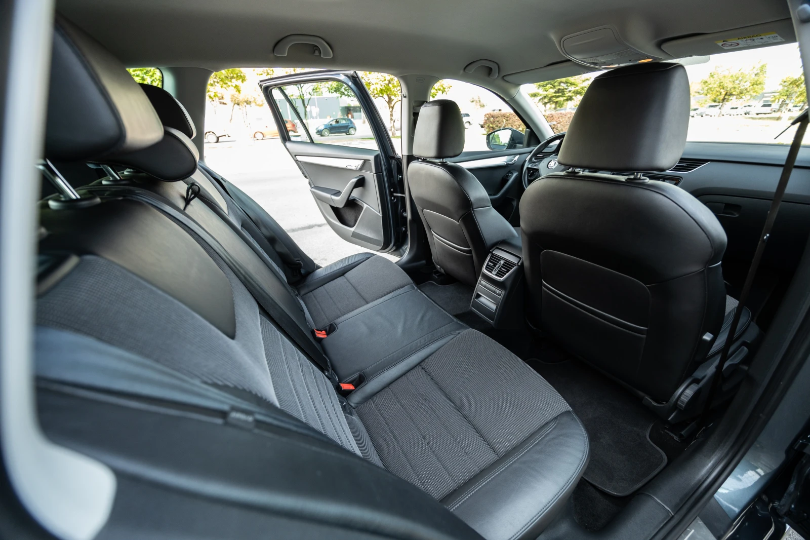 Skoda Octavia 1.8 ��������� �������� | Mobile.bg � ����������� 11