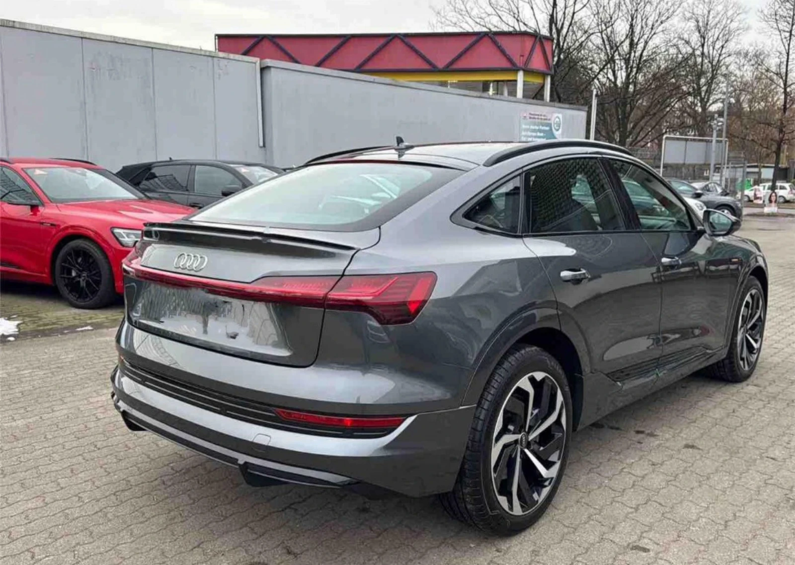 Audi E-Tron 55Quatro/Sportback/2xS LINE - изображение 5