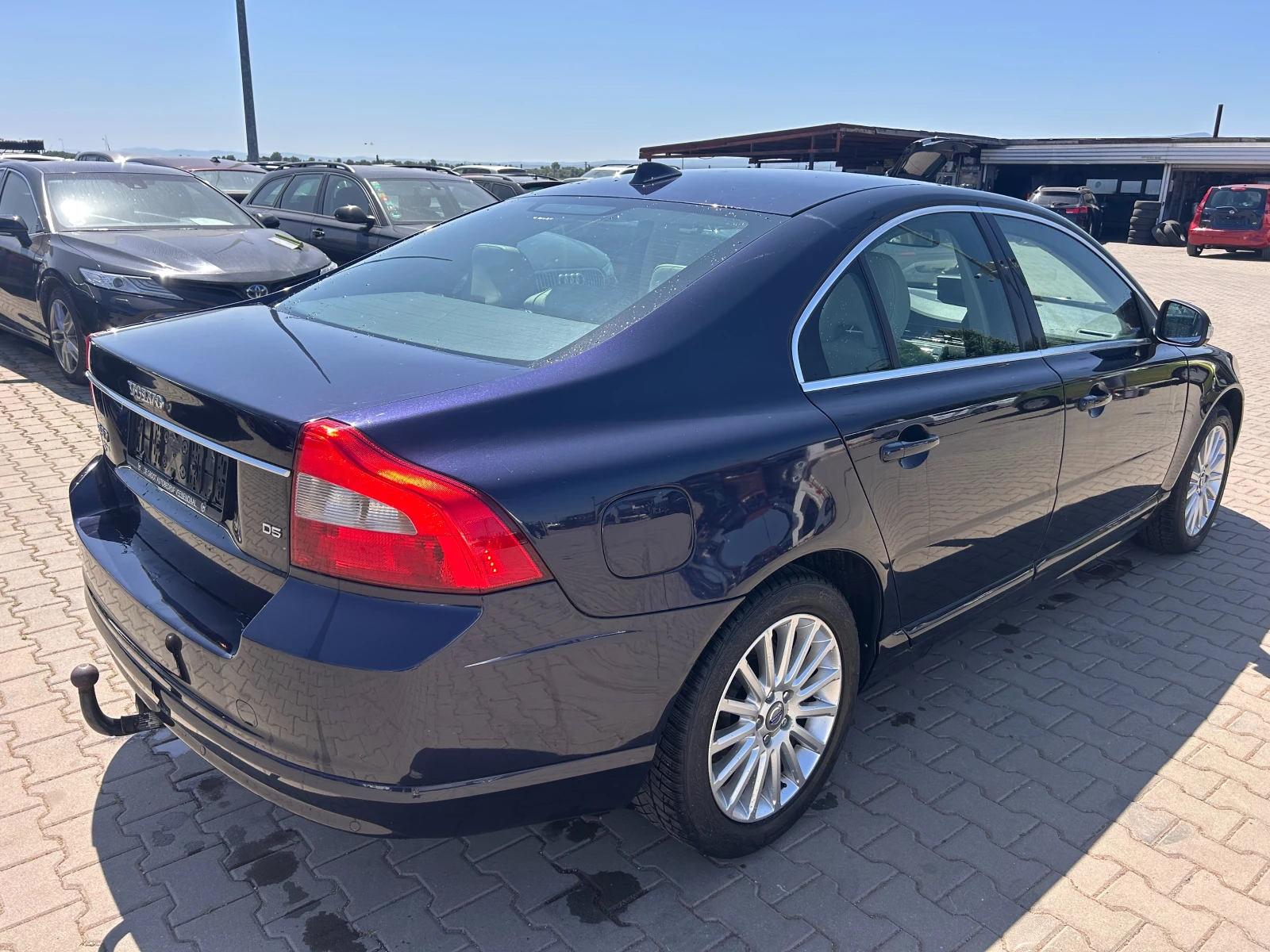 Volvo S80 2.4D AVTOMAT/NAVI/KOJA EURO 4 - изображение 6