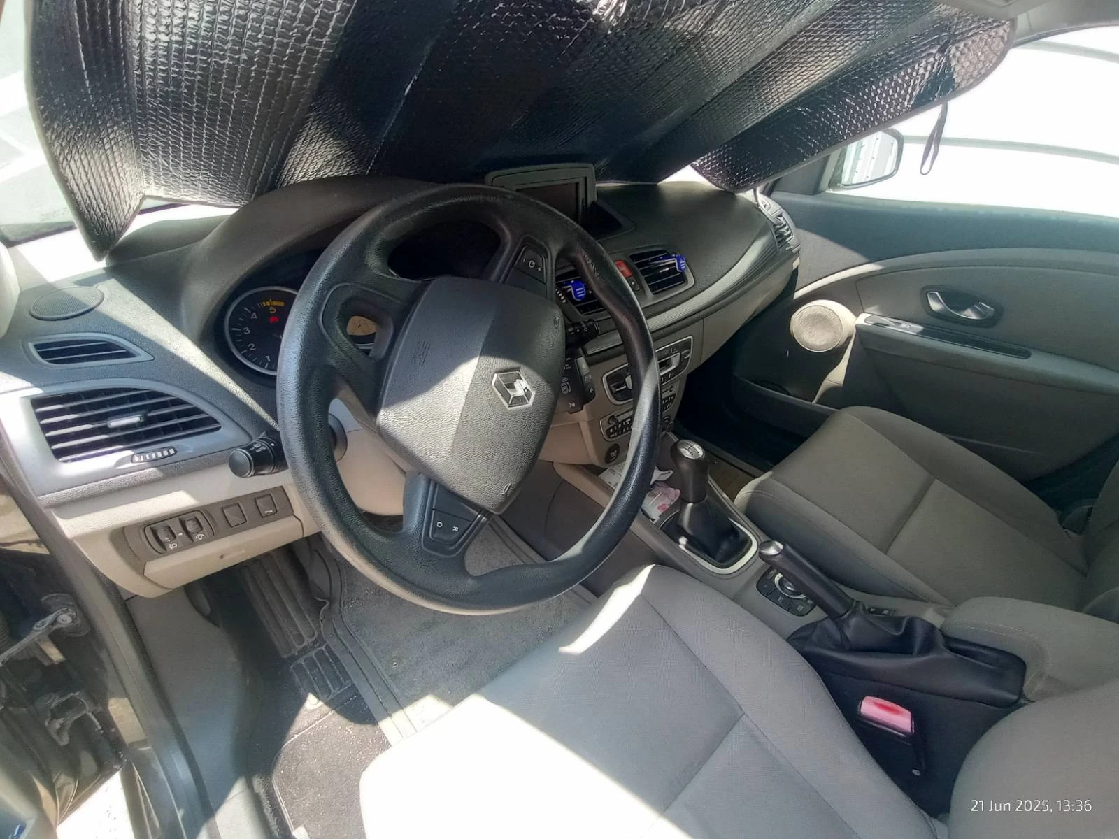 Renault Megane  - изображение 9