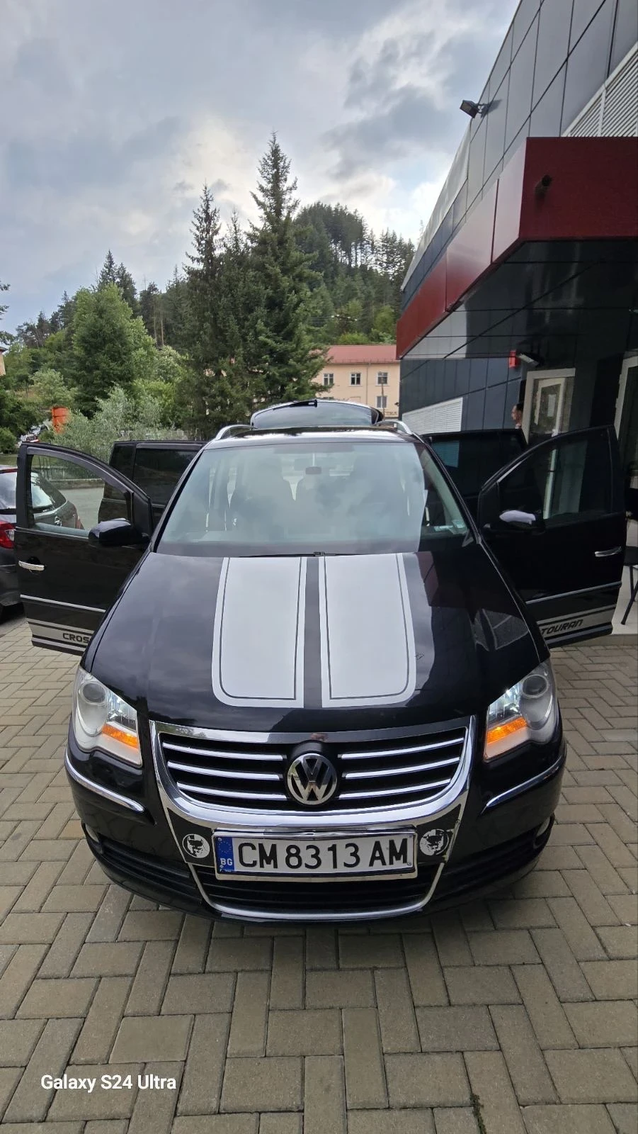 VW Touran 2, 0 - изображение 2