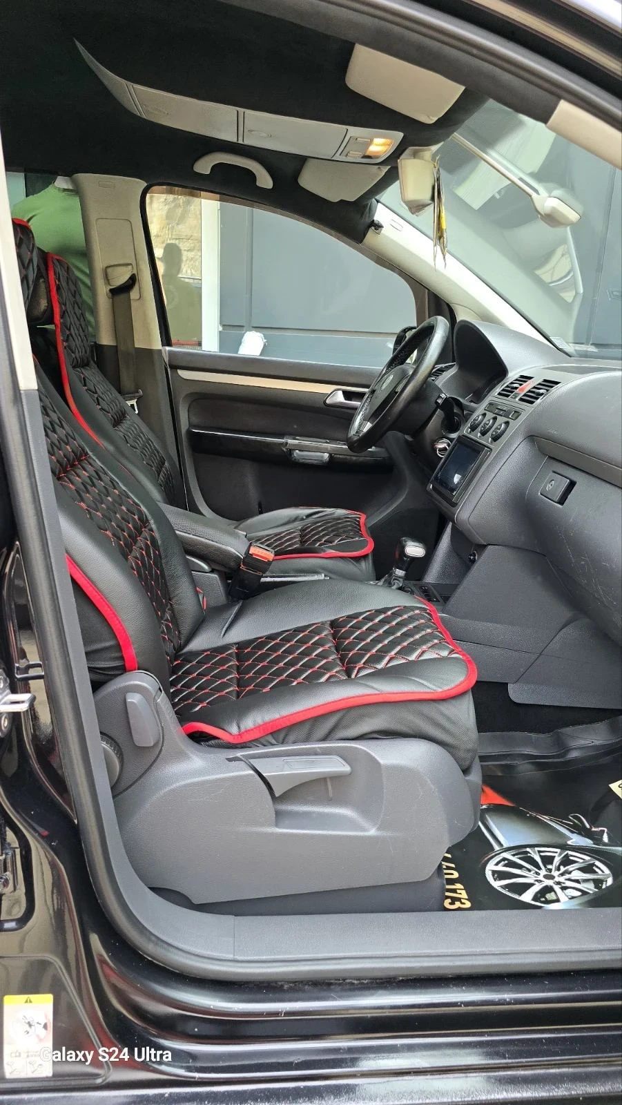 VW Touran 2, 0 - изображение 9