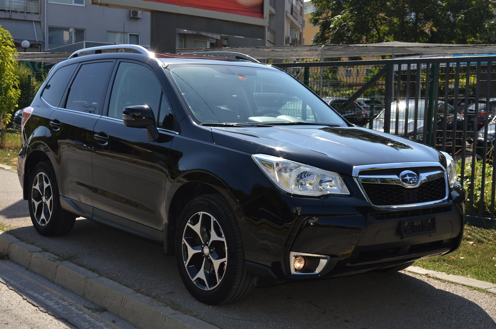Subaru Forester 2.0XT - AWD FULL ШВЕЙЦАРИЯ - изображение 3