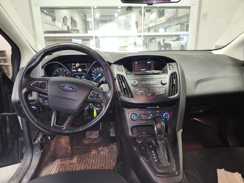 Ford Focus * SE * CARFAX * БЕЗ ПЪРВОНАЧАЛНА ВНОСКА - изображение 10